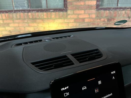 Polestar 2 Long Range Dual Motor Launch Edition 78kWh 408pk 2020 (Origineel-NL+1e eigenaar), J-090-TX