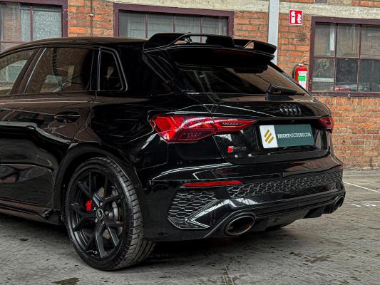 Audi RS3 Sportback 2.5 TFSI Quattro -Milltek- 400pk 2023, NL-Kenteken