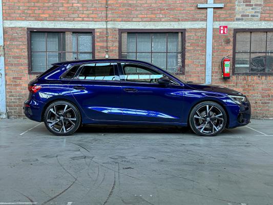 Audi A3 Sportback 35 TFSI Business edition 150pk 2020 (Origineel-NL+1e eignaar), J-594-JG
