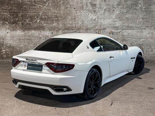Maserati Granturismo S 4.7 V8 440pk MC Shift 440pk 2009