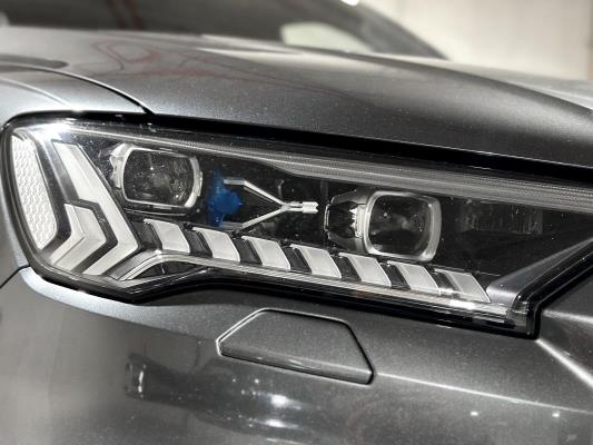 BRIGHT AUCTIONS: Luxury and Sport Cars - Tiel
