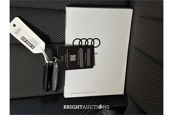 Audi A4 35 S edition Competition TFSI 149pk 2023 (Origineel-NL), X-994-BX