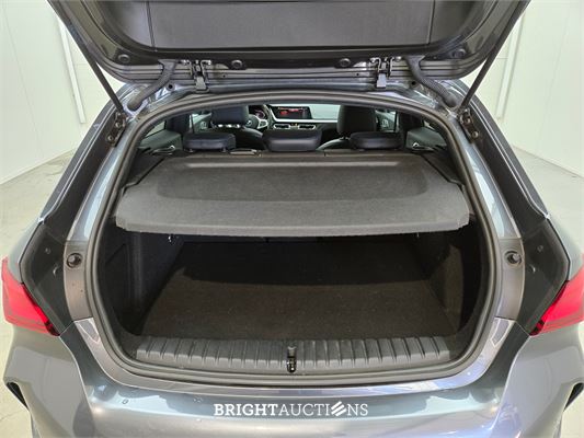 BMW 118i 1-serie High Executive 136pk 2021 (Origineel-NL) 1-Serie, L-781-BN