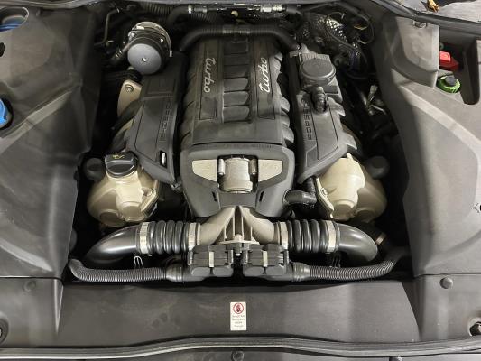 Porsche Cayenne Turbo 4.8 V8 520pk 2017 Sport-Chrono