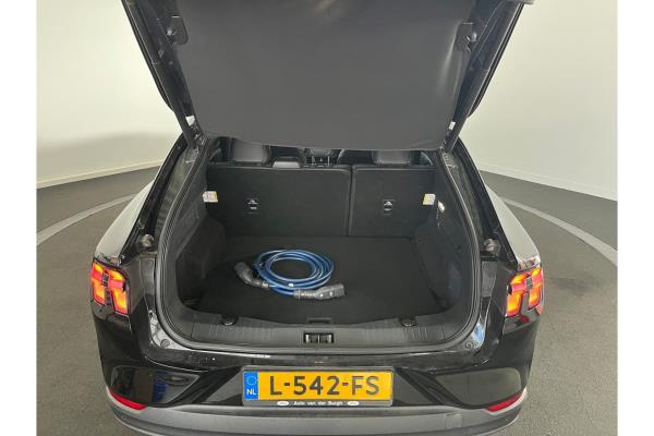 Ford Mustang RWD 75 kWh 2021 (Origineel-NL), L-542-FS