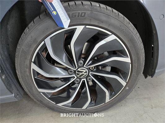 Volkswagen Golf eTSI R-Line 1.5 150pk 2020, HLP-73-V