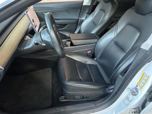 Tesla Model 3 Standard RWD Plus 60 kWh 238pk 2020 (Origineel-NL + 1e eigenaar, K-953-BT