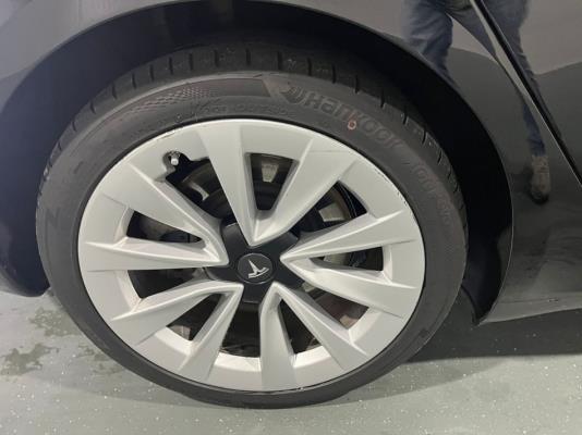 Tesla Model 3 Long Range AMD Ryzen AWD 75 kWh 351pk 2023 (Origineel-NL), T-915-HF