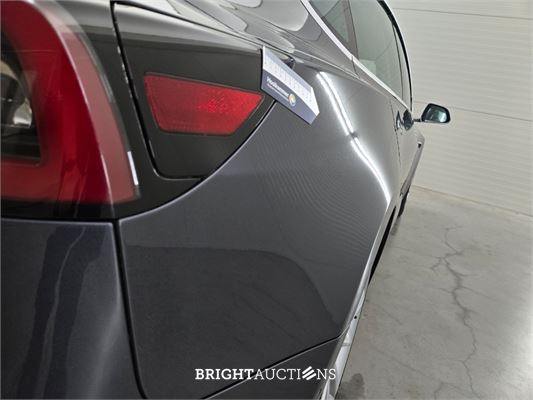 Tesla Model 3 Standard RWD Plus 60 kWh 238pk 2019 (Origineel-NL), G-349-DS
