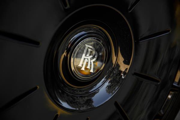 Rolls-Royce Cullinan 6.75 V12 (NOVITEC-WIDEBODY) 570pk 2021