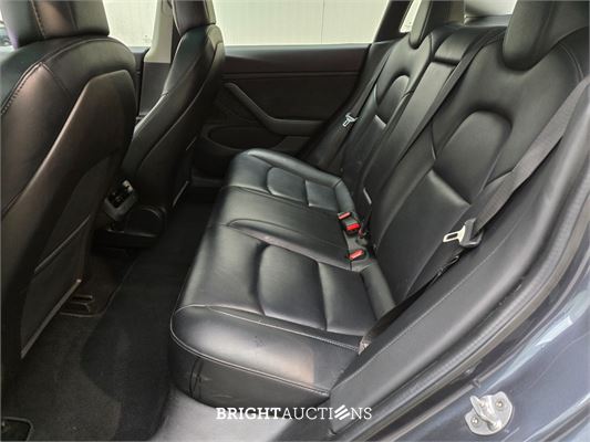 Tesla Model 3 Standard RWD Plus 60 kWh 238pk 2019 (Origineel-NL), G-349-DS