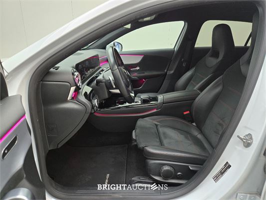 Mercedes-Benz A200 Business Solution AMG 163pk 2019 (Origineel-NL) A-klasse, XJ-315-N