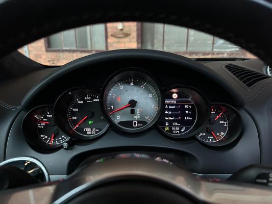 Porsche Cayenne 3.6 S 420pk 2014, K-204-BH