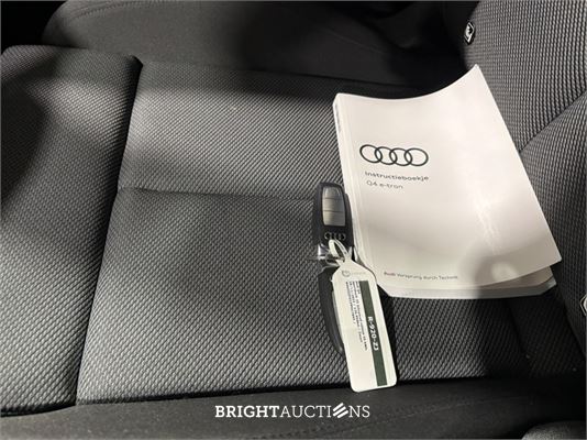 Audi Q4 Sportback 35 Advanced edition 55 kWh 170pk 2022 (Origineel-NL), R-920-ZJ
