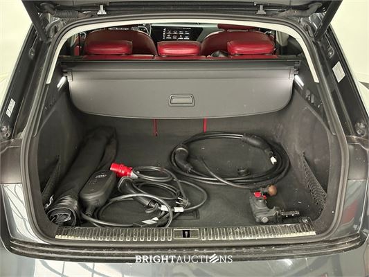 Audi e-tron 55 Advanced edition Plus Quattro 95 kWh 2022 (Origineel-NL), R-522-GX