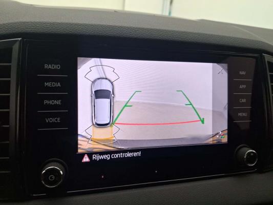 Skoda Karoq Sportline Business 1.5 TSI 150pk 2023 (Origineel-NL), T-830-SV