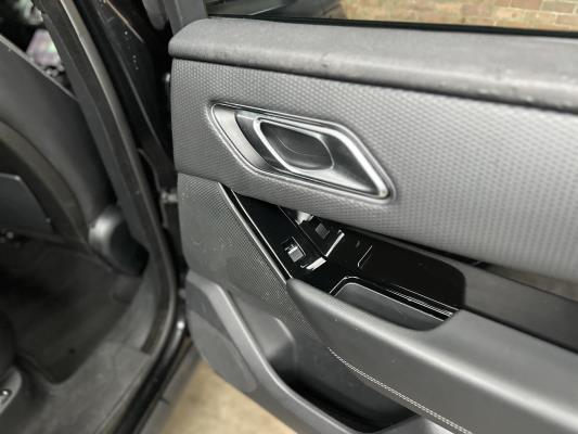 Land Rover Range Rover Velar 2.0 I4 Turbo AWD R-Dynamic SE 250pk 2017 (Origineel-NL), PL-742-K