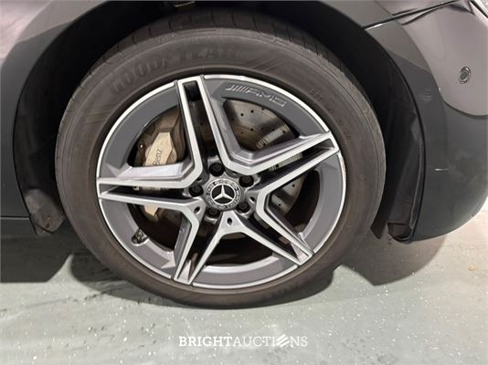 Mercedes-Benz e 300 e E-Klasse Estat AMG Line 333pk 2023 (Origineel-NL) E-klasse, T-538-VD
