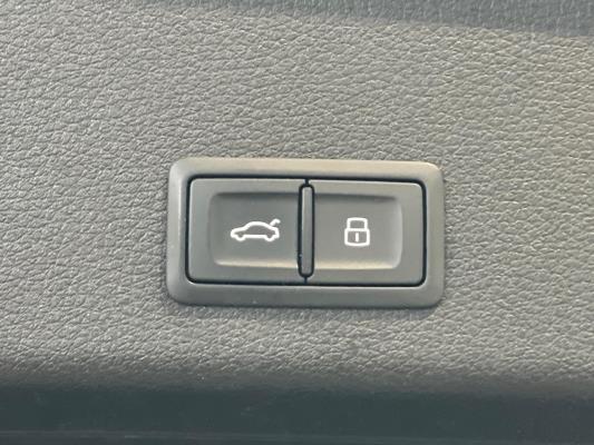 Audi e-tron 55 advanced Quattro 95 kWh 408pk 2019 (Origineel-NL), ZG-973-H