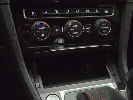 Volkswagen Golf GTI TCR 2.0 TSI 290pk 2019, T-176-XR