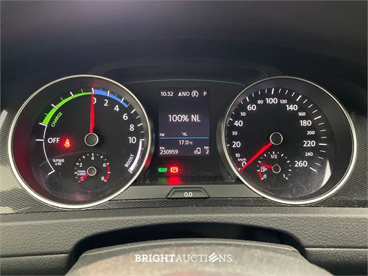 Volkswagen Golf GTE Connected Series 1.4 TSI 150pk 2016 (Origineel-NL), ND-080-S