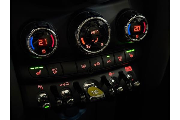 MINI Cooper Camden Plus Edition 33 kWh 184pk 2023 (Origineel-NL), S-308-XP