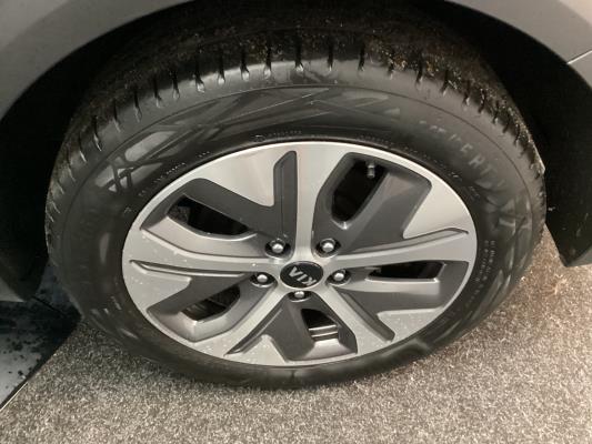 Kia Niro e- ExecutiveLine 64 kWh 204pk 2020 (Origineel-NL), H-398-ZD