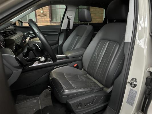 Audi e-tron 55 quattro Business edition Plus 95 kWh 408pk 2020 (Origineel-NL+1e eigenaar), K-706-KJ