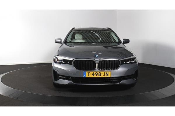 BMW 530e Business Edition Plus 292pk 2023 (Origineel-NL) 5-Serie, T-498-JN