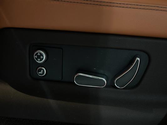 Bentley Bentayga 4.0 V8 549pk 2022 (Origineel-NL + 1e Eigenaar), N-251-VK