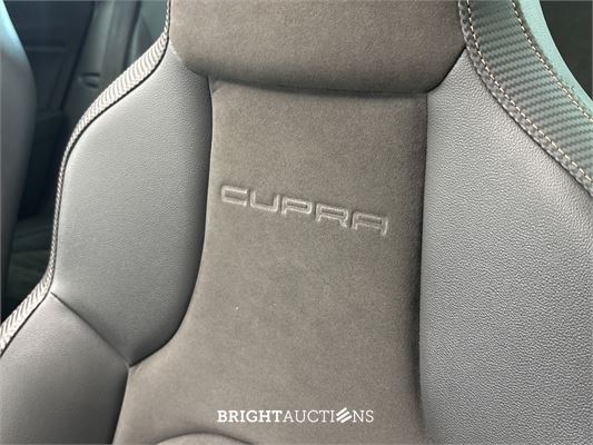 SEAT Leon ST 4DRIVE CUPRA Ultimate Edition 2.0 TSI 301pk 2020, X-831-JL