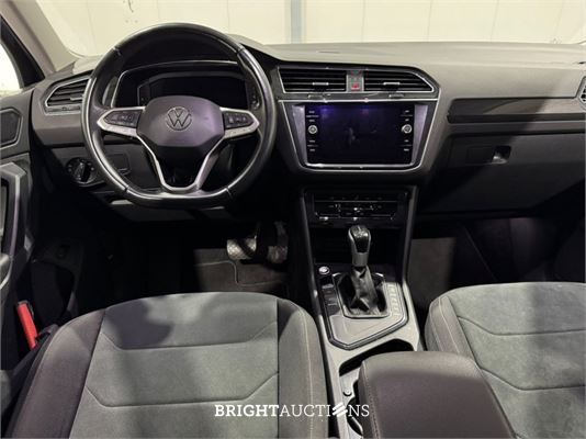 Volkswagen Tiguan Life 1.5 TSI 150pk 2022 (Origineel-NL), R-345-BZ