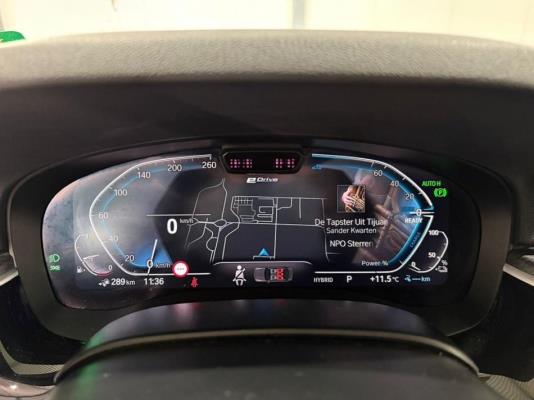 BMW 530e Touring  Business Edition Plus M-pakket 184pk 2023 (Origineel-NL) 5-Serie, S-330-LL