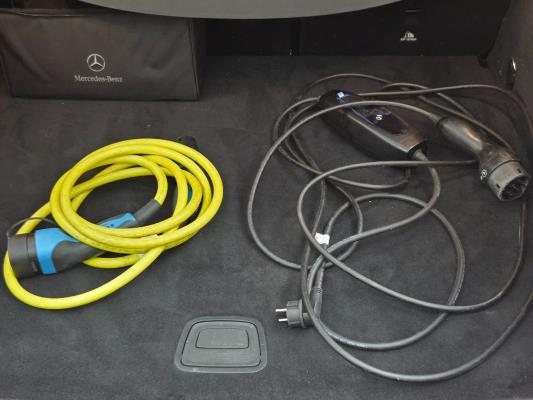 Mercedes-Benz GLC300e Coupé Business Solution AMG 4MATIC 333pk 2022 (Origineel-NL) GLC-Klasse, P-821-KR