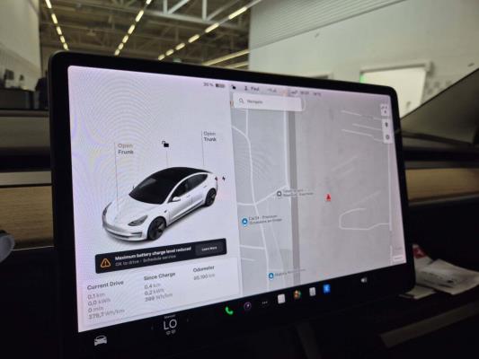 Tesla Model 3 Stnd.rwd PLUS 60 kWh 238pk 2021 (Origineel-NL), L-538-BK