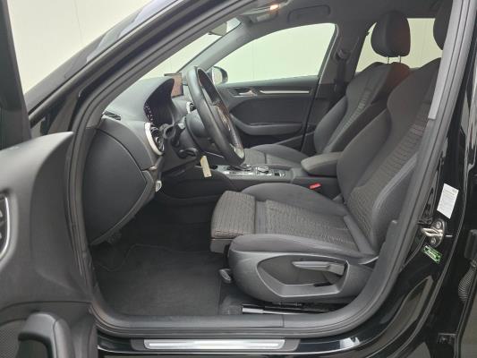 Audi A3 Sportback 30 Sport S Line Edition TFSI 116pk 2019 (Origineel-NL), ZV-837-X