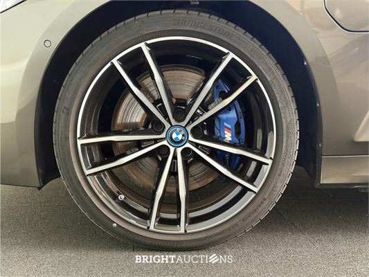 BMW 330e Touring 292pk 2023 (Origineel-NL) 3-Serie, T-265-ND