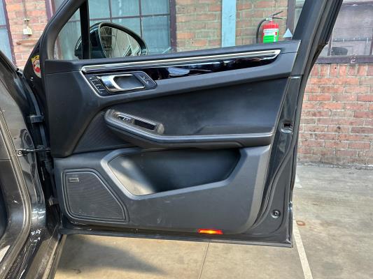 Porsche Macan S 3.0 V6 354pk 2019 Sport-Chrono, R-426-XL