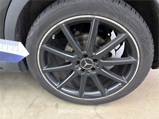 Mercedes-Benz GLA200 Premium Plus 157pk 2018 (Origineel-NL) GLA-Klasse, TS-806-X