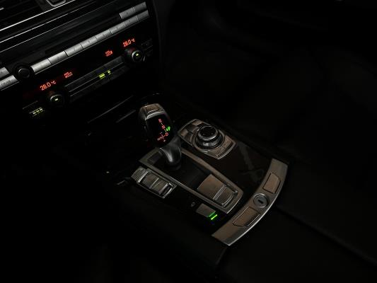 BMW ActiveHybrid7 F04 4.4 V8 465pk 2011 F04 Youngtimer