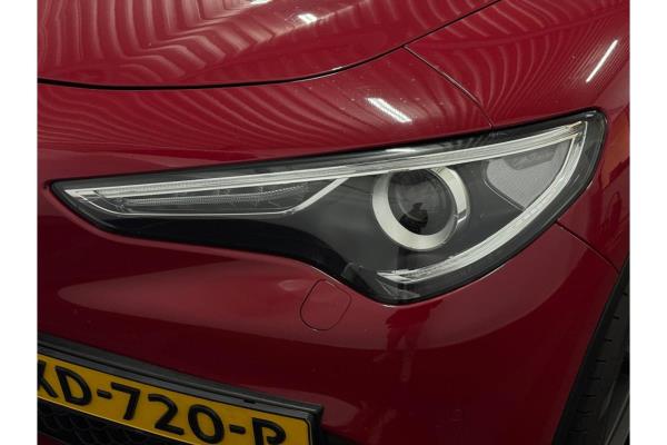 Alfa Romeo Stelvio 2.2d Super 2.2 150pk 2018, XD-720-P
