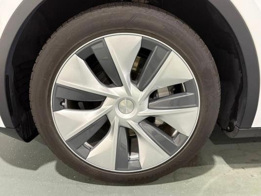 Tesla Model Y RWD 58 kWh 238pk 2023 (Origineel-NL), T-886-GX