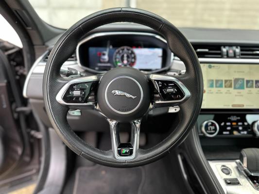 Jaguar F-PACE P400e PHEV R-Dynamic S 2.0 404pk 2021, R-154-VJ