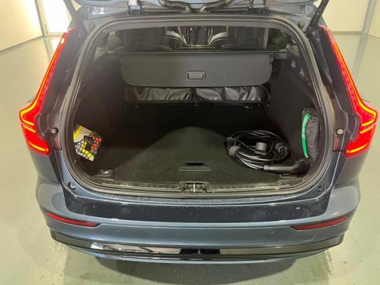 Volvo V60 T6 Plug-in Hybrid Plus Dark 2.0 AWD 398pk 2023 (Origineel-NL), T-198-JS