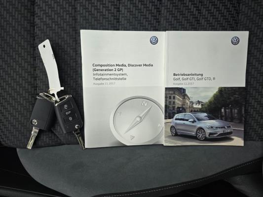 Volkswagen Golf Highline Business R 1.5 TSI 150pk 2018, X-726-KS