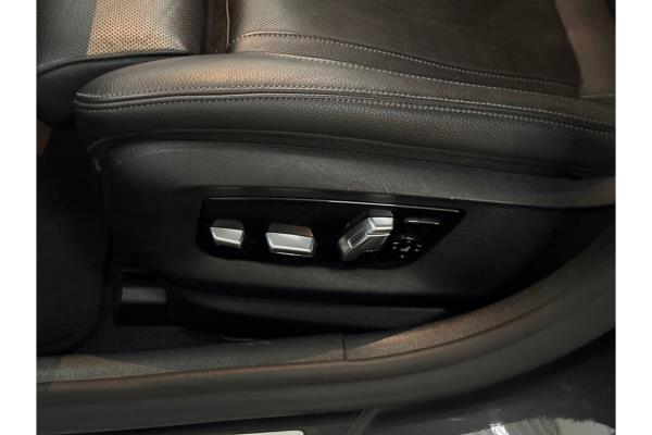 BMW M550d xDrive 5 Serie High Executive 399pk 2019 5-Serie, R-967-HZ