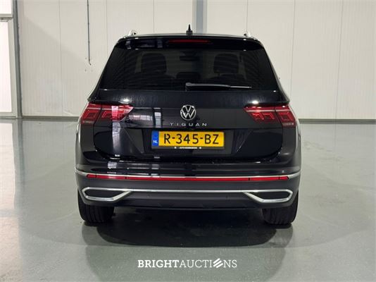 Volkswagen Tiguan Life 1.5 TSI 150pk 2022 (Origineel-NL), R-345-BZ