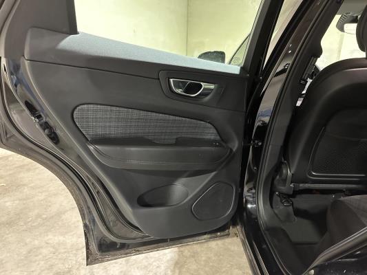 Volvo XC60 2.0 T6 Plug-in hybrid AWD Core Bright 253pk 2027 (Origineel-NL+1e eigenaar), S-190-RP