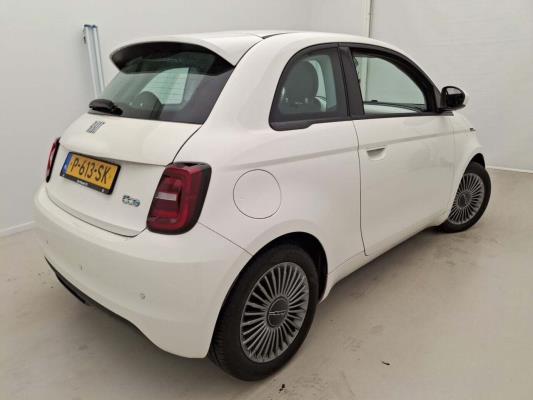 Fiat 500E Berlina Icon 42 kWh 118pk 2022 (Origineel-NL), P-613-SK