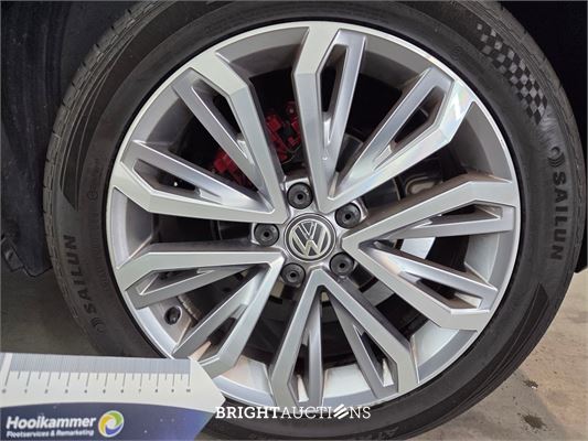 Volkswagen T-Roc Sport Business R 1.5 TSI 150pk 2019, K-189-NZ